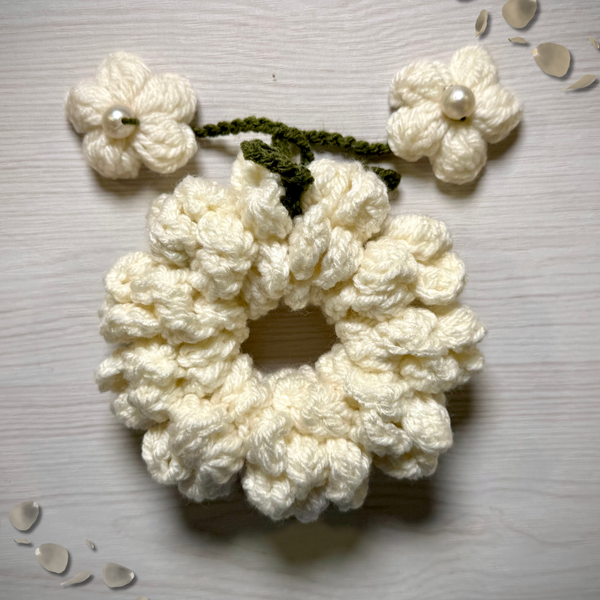 Handmade Crochet Gajra HCTB-S25-0018