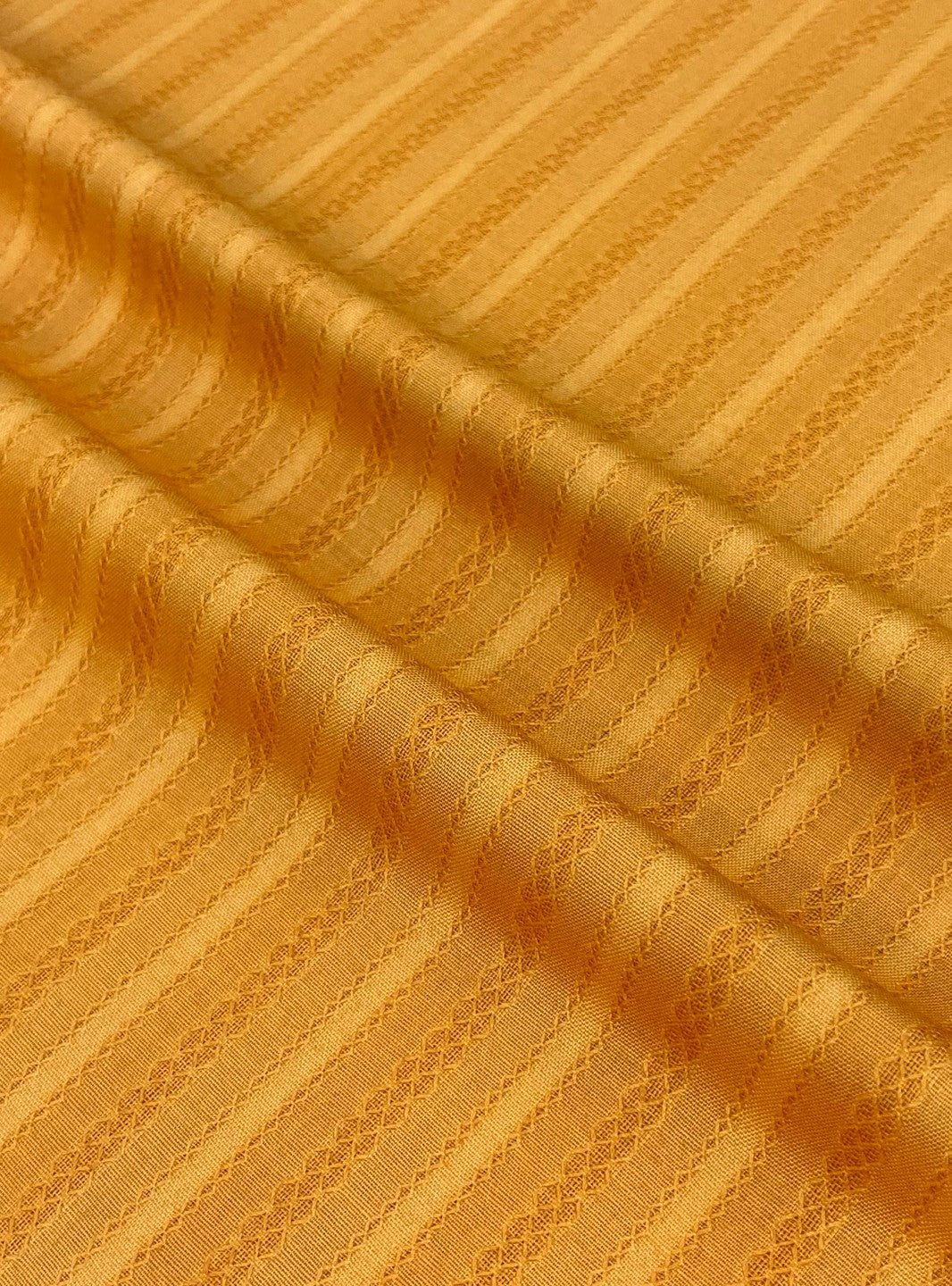 Katpana Khaddar KKW-W25-0015 – alfatahfabrics